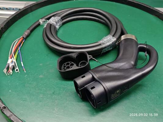 Νέο καλώδιο ταχείας φόρτισης EV Sixpence CCS2 DC 80A 150A 200A 7 μέτρων για χρήση σε σταθμούς φόρτισης DC EV